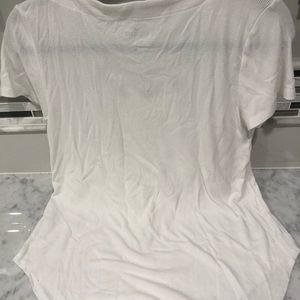 Hollister Tops - Hollister White Tee Hollister Tops - Hollister White Tee